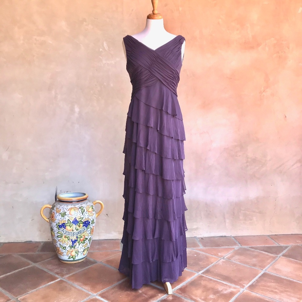 Patra tiered wave gown w shawl, size 16 EUC